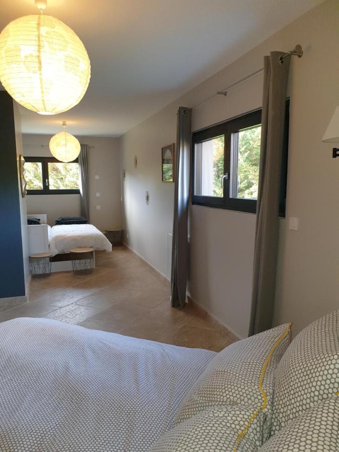 Bed and Breakfast Cosy Wood House Laubressel Exterior foto